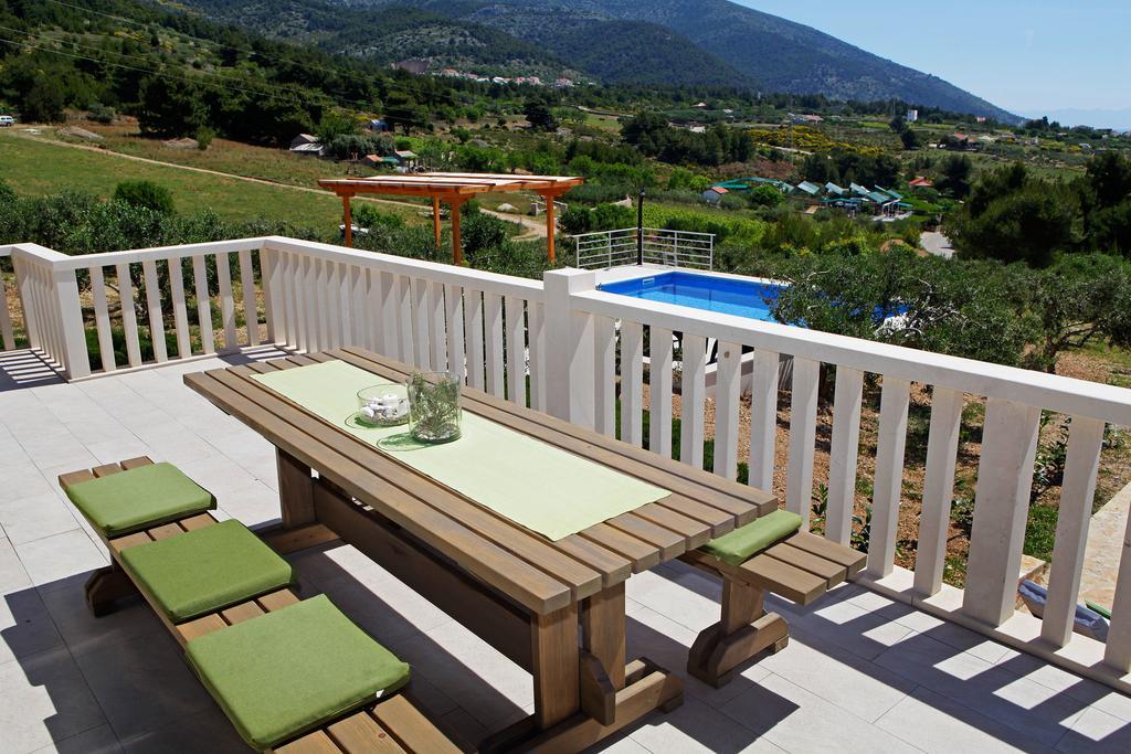 Holiday Homes Oliva 波尔 客房 照片